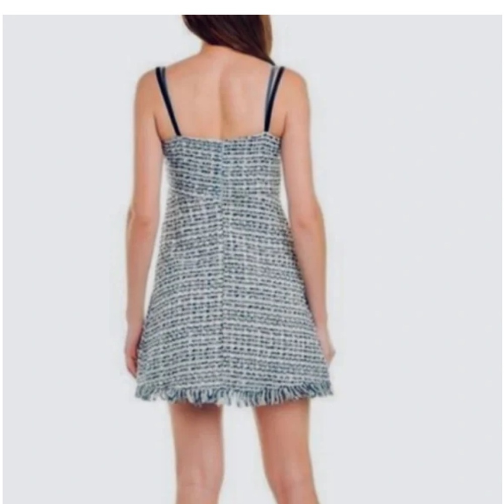 Chanel-style Boucle tweed dress - Picture 2 of 5